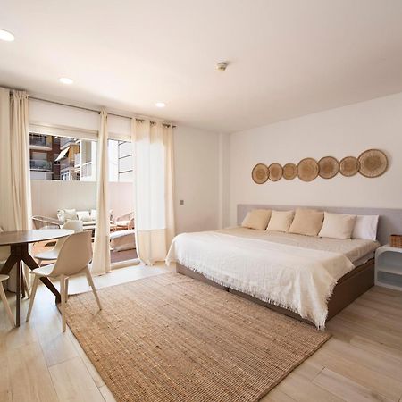 Aparthotel Centric Castelldefels Exterior foto