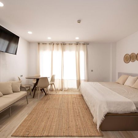 Aparthotel Centric Castelldefels Exterior foto