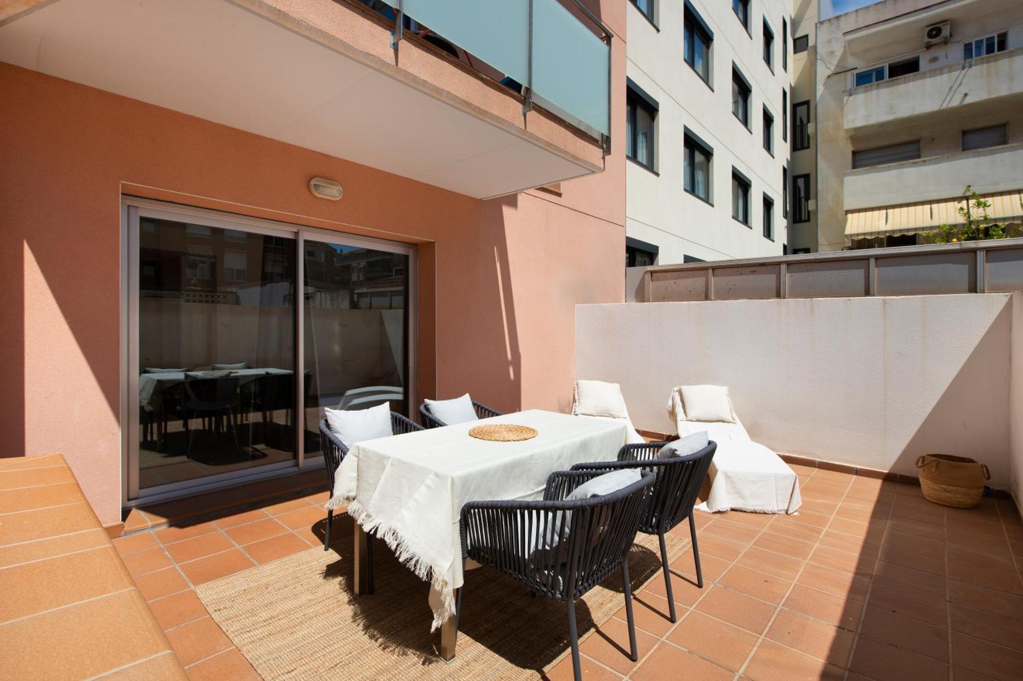 Aparthotel Centric Castelldefels Exterior foto