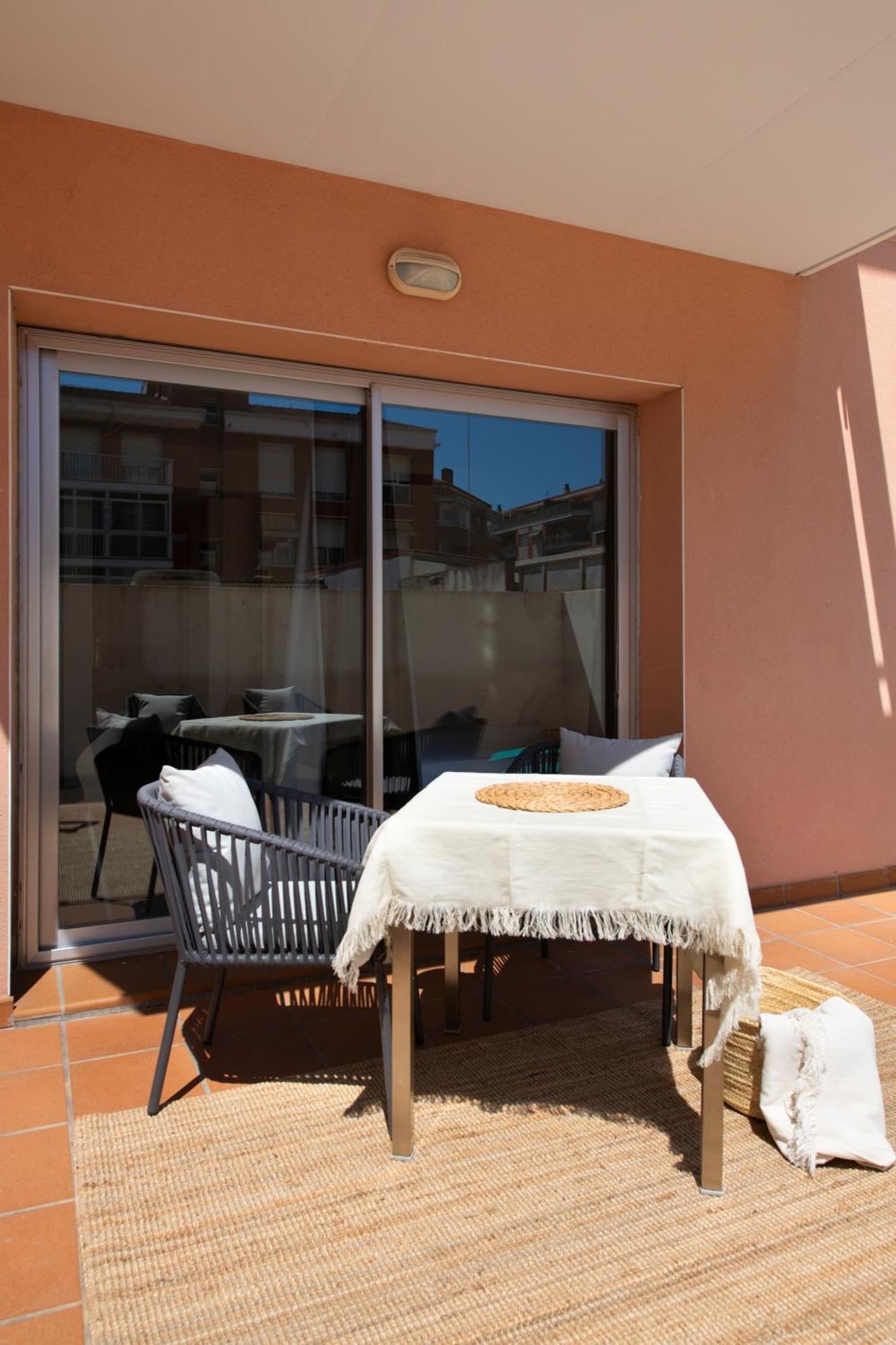 Aparthotel Centric Castelldefels Exterior foto