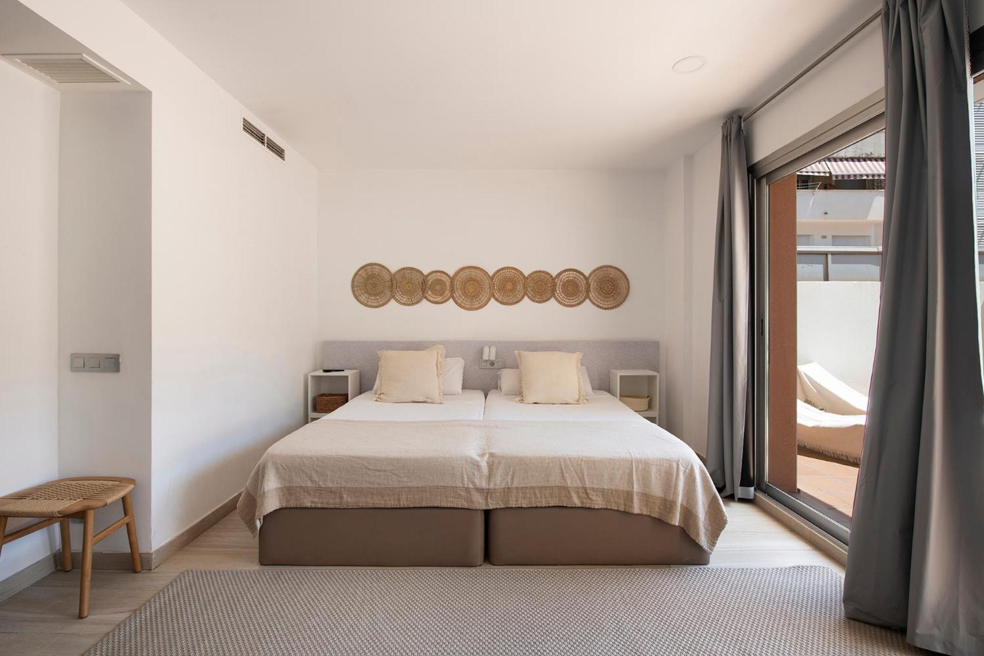 Aparthotel Centric Castelldefels Exterior foto