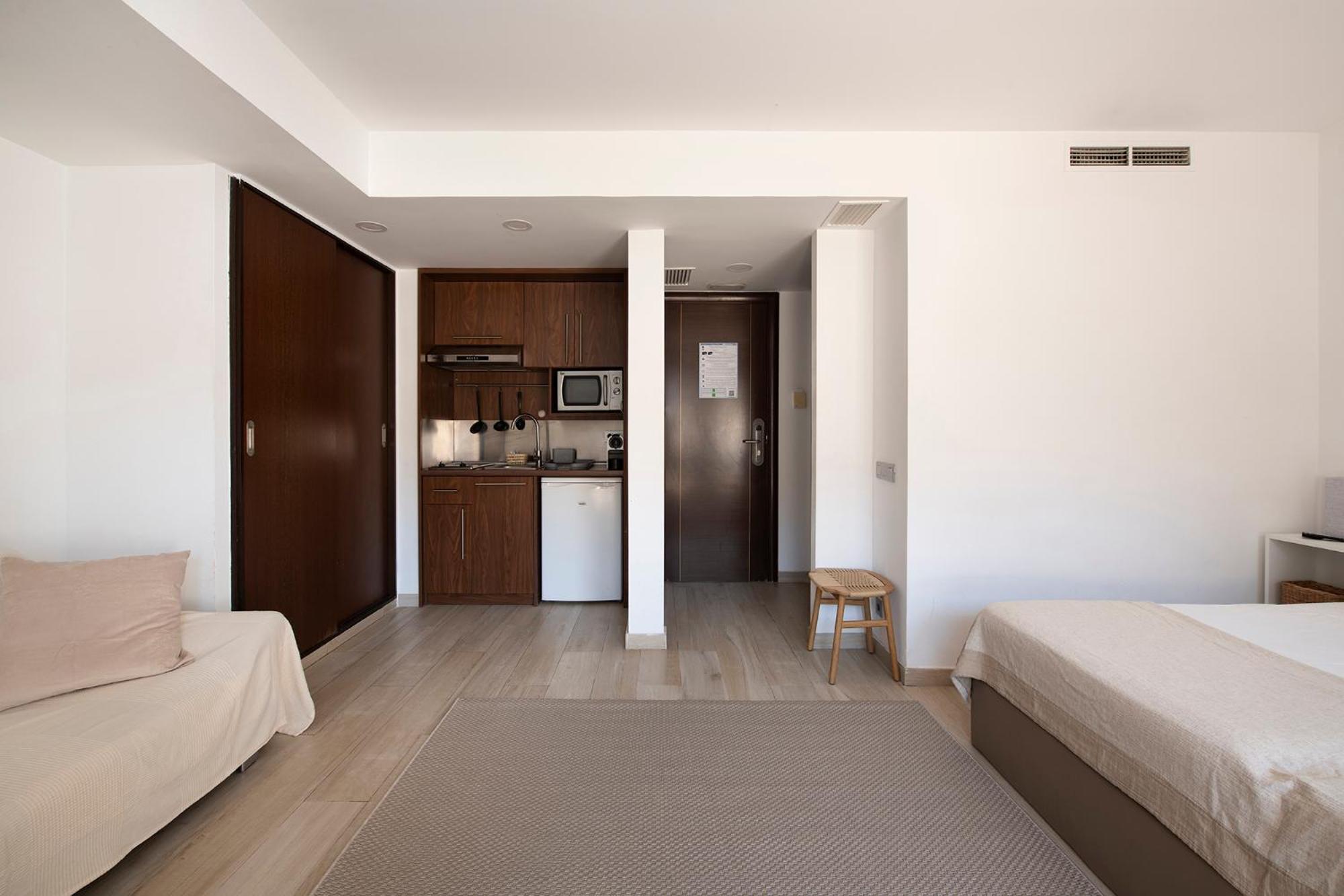 Aparthotel Centric Castelldefels Exterior foto