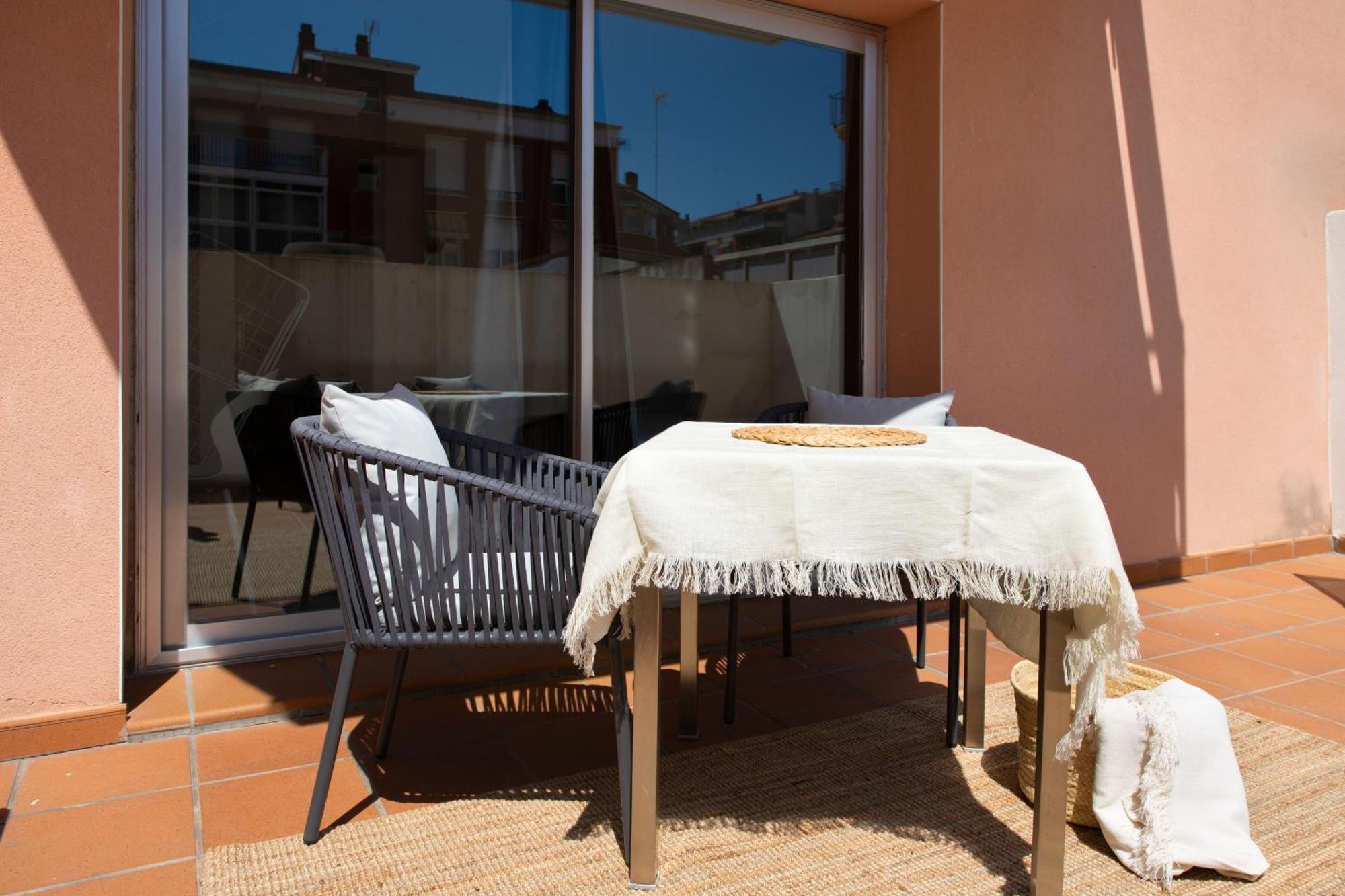 Aparthotel Centric Castelldefels Exterior foto